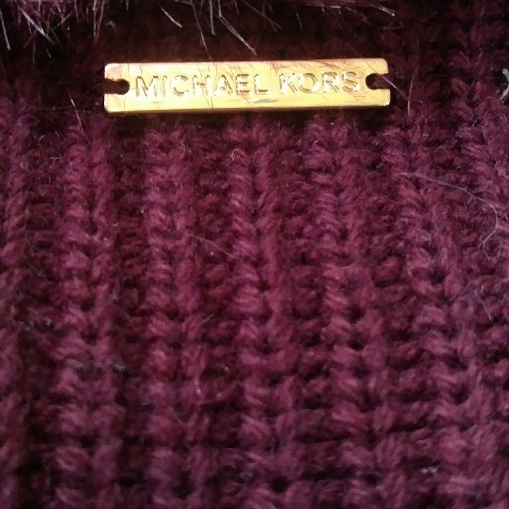 🆕 MICHAEL KORS | Sweater, Faux Fur Vest - Picture 5 of 8